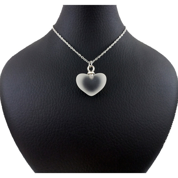 گردنبند زنانه مدل قلب یخی بسته 2 عددی